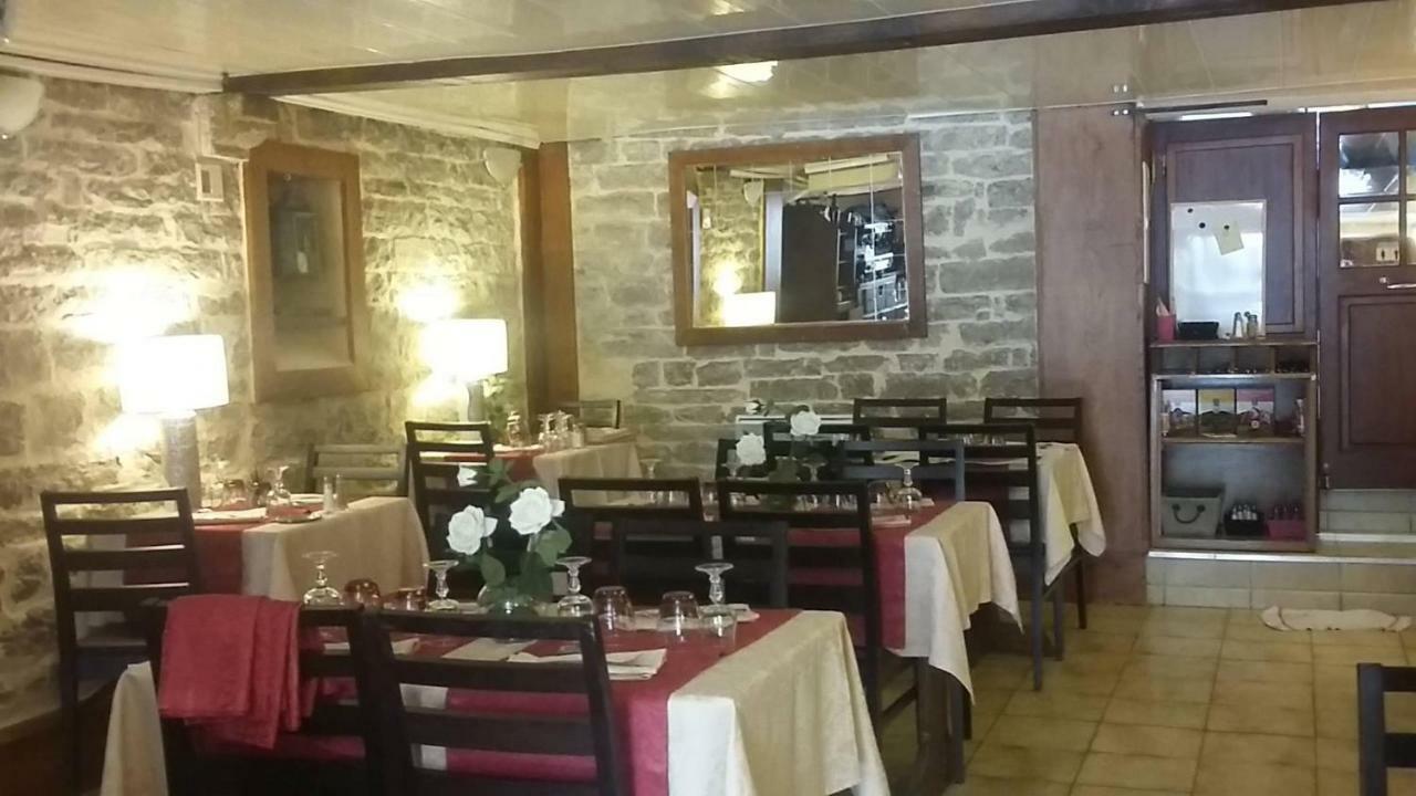 La Petite Maison D'Arnal Sainte-Enimie Exterior photo